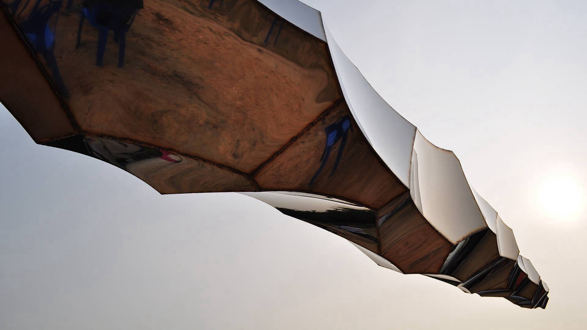 Transition — mirror-polished stainless steel by Heath Satow, Icheon, South Korea
